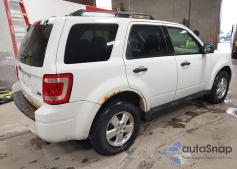 2012 Ford Escape Xlt z USA, uszkodzony, nr VIN 1FMCU9DG3CKC69255